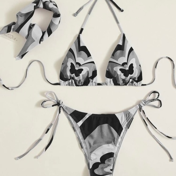 Triangle bikini - Picture 4 of 5